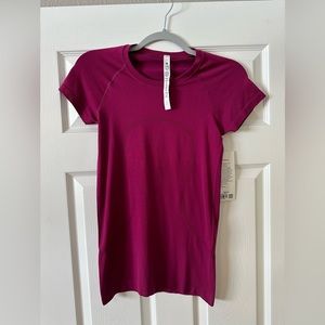 Lululemon Swiftly Tech Short-Sleeve 2.0